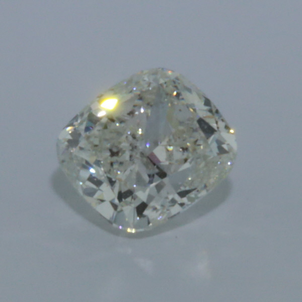 Cushion Cut Natural Diamond